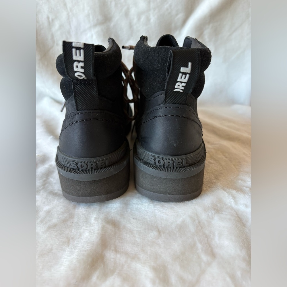 SOREL Women's Hi-Line Hiker Boots-size 8!